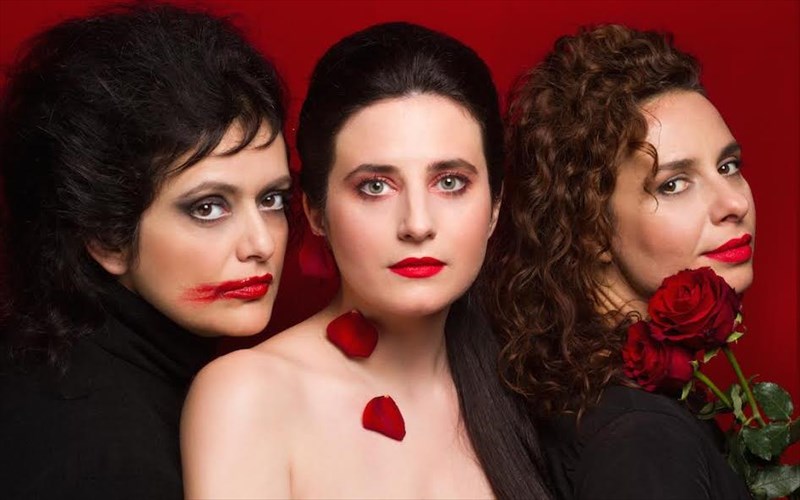 i-sekston-kai-ta-kogiot-tis-sofias-kapsourou-sto-vault