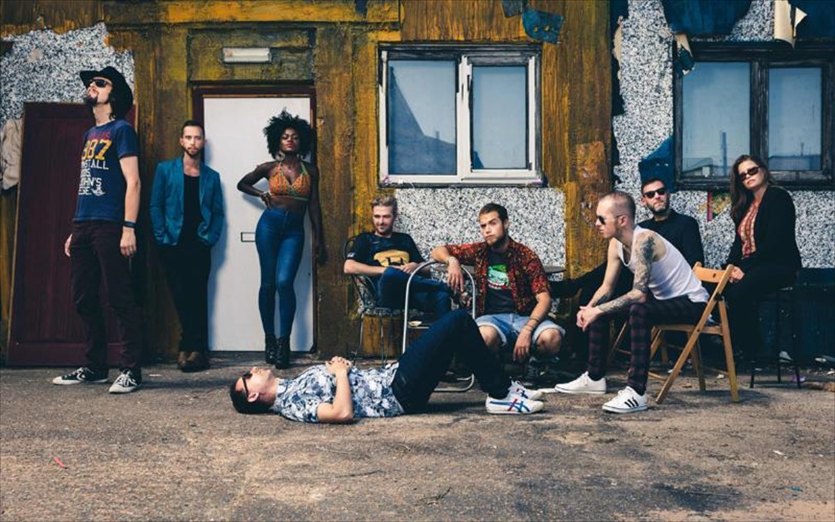 oi-london-afrobeat-collective-epistrefoun-sto-gagarin