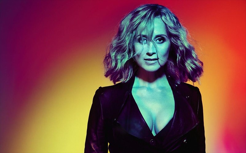 plisiazei-i-ora-gia-ti-lara-fabian-kai-tin-pio-erotiki-sunaulia-tis-xronias-ora-gia-ti-lara-fabian-kai-tin-pio-erotiki-sunaulia-tis-xronias