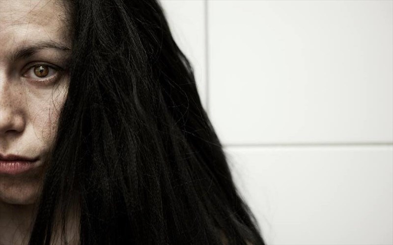 i-kinisi-sto-theatro-seminario-me-ti-faidra-soutou-sto-skrow