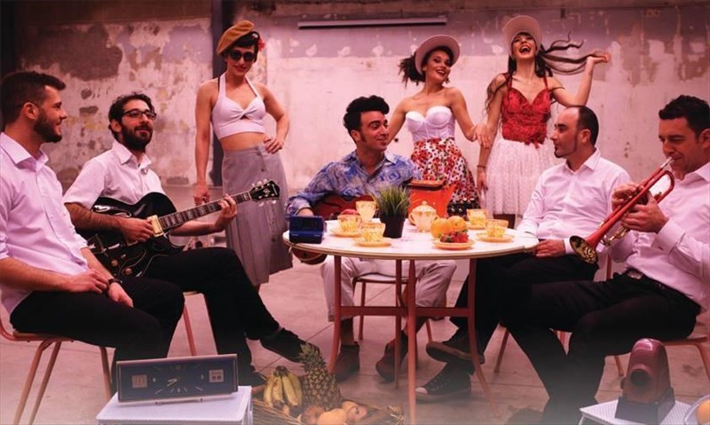 ta-maske-partu-tou-gazarte-einai-pia-thesmos