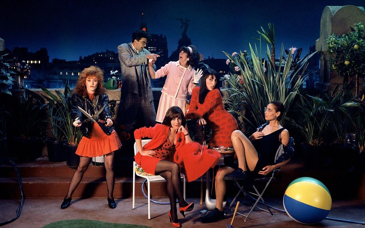 gunaikes-sta-prothura-neurikis-krisis1