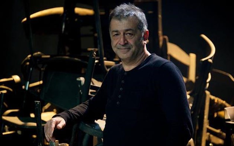 erxontai-ta-orfana-me-ton-taki-tzamargia-sto-kthbe