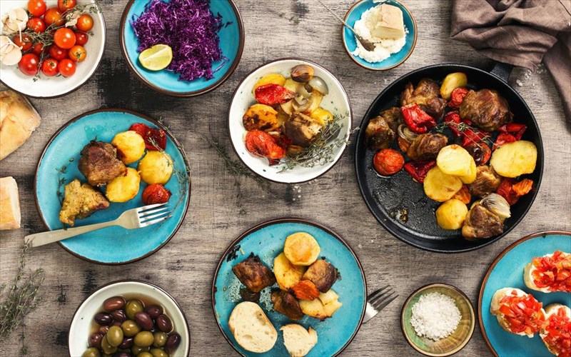 sto-saving-food-festival-kanena-trofimo-den-paei-xameno