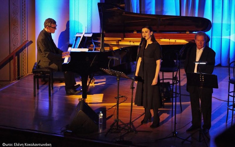 o-gkatsos-pou-agapisa-ksana-me-mitsia-karampeti-karampeti