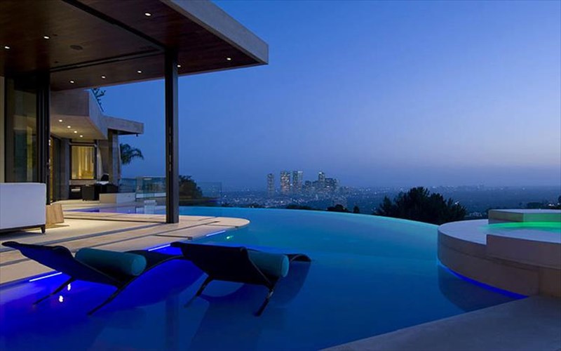 to-spiti-tou-bill-gates-einai-polla-parapano-apo-osa-fantazesai