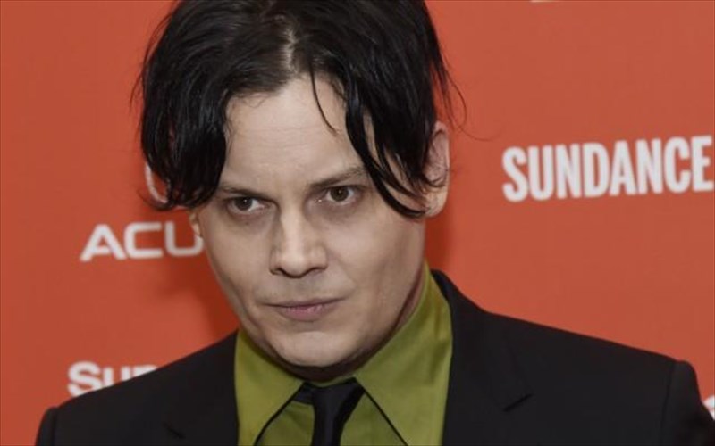 akouste-to-neo-operatiko-single-tou-Jack-white