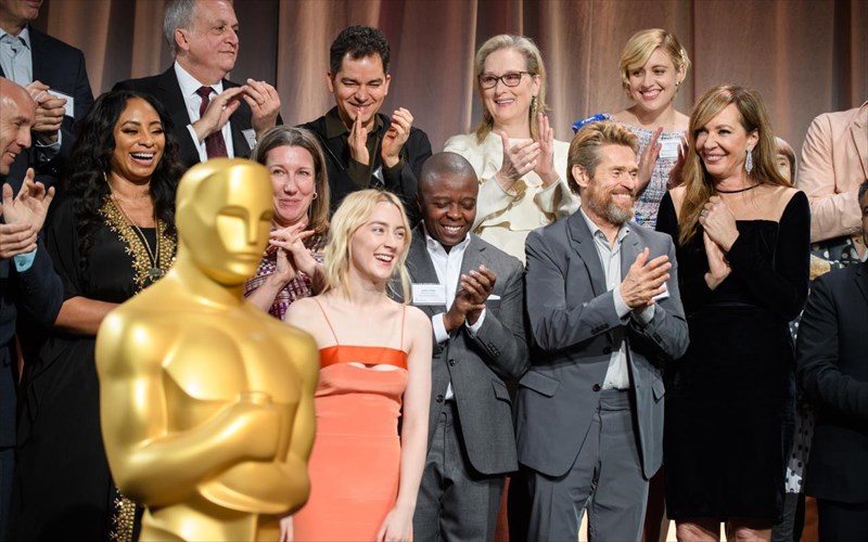 i-morfi-tou-nerou-kai-oloi-oi-megaloi-nikites-ton-fetinon-oscars