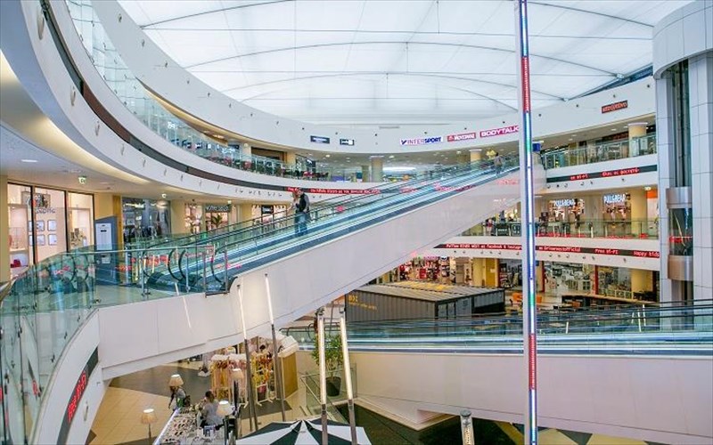 sto-river-west-tin-anoiksi-tin-ftiaxneis-monos-sou