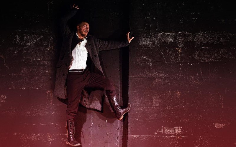 amlet-orgi-apo-ton-lazaro-georgakopoulo-sto-theatro-argo