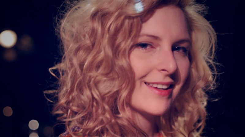 ena-ksorki-arkei-gia-na-ksanaferei-to-xamogelo