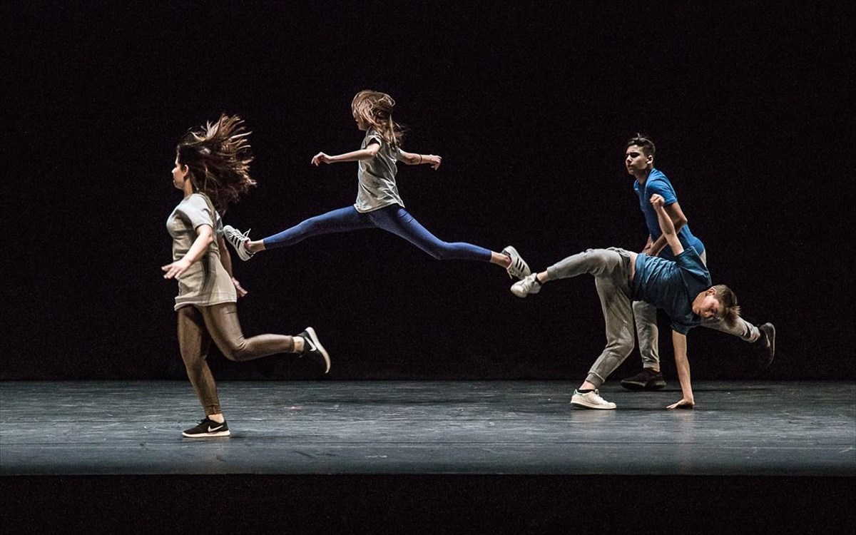 to-dancing-to-connect