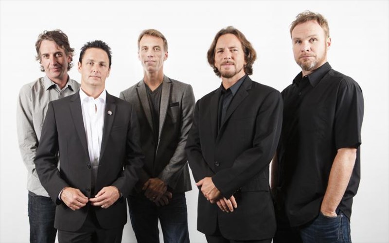 proto-deigma-tis-neas-douleias-ton-pearl-Jam