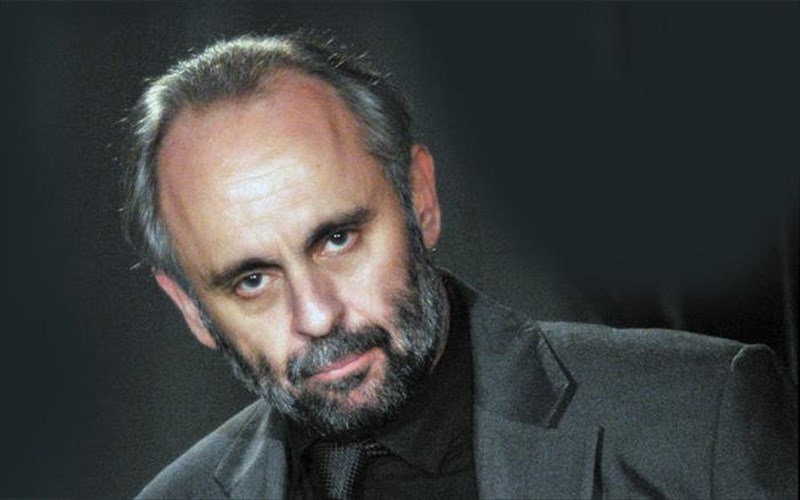 to-teleutaio-mathima-apo-ton-sotiri-xatzaki-sto-megaro-mousikis-athinon