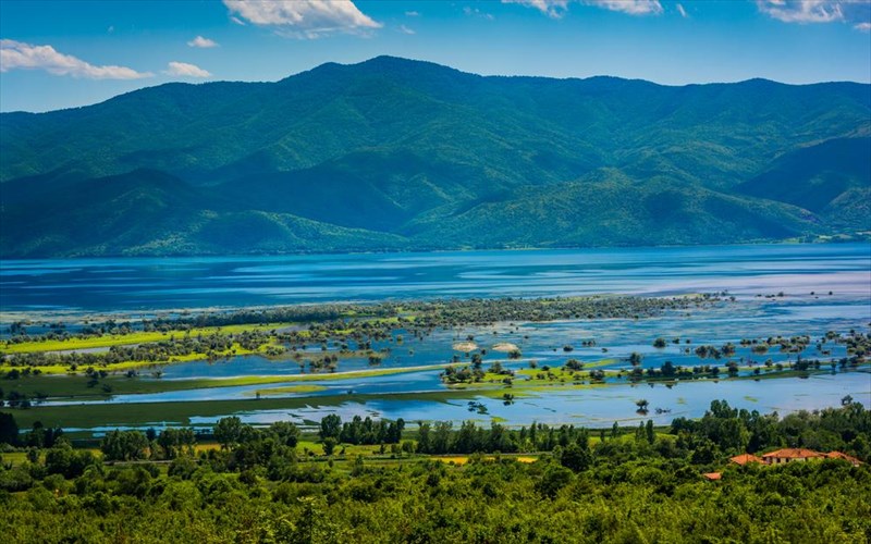 pasxalini-active-apodrasi-sti-limni-kerkini-kai-to-oros-mpelles