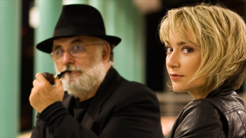 rita-antonopoulou-thanos-mikroutsikos-afieroma-sto-politiko-tragoudi