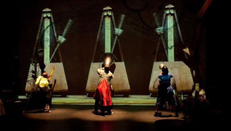 o-william-kentridge-kai-ta-paradoksa-tou-xronou