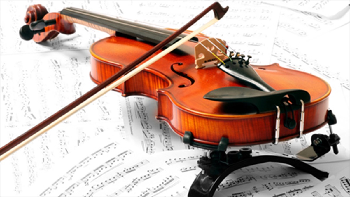 kuriakatika-apogeumata-me-klasiki-mousiki-sto-half-note