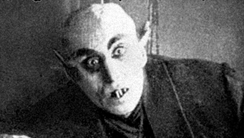 nosferatu-ena-bampir-apo-ta-palia