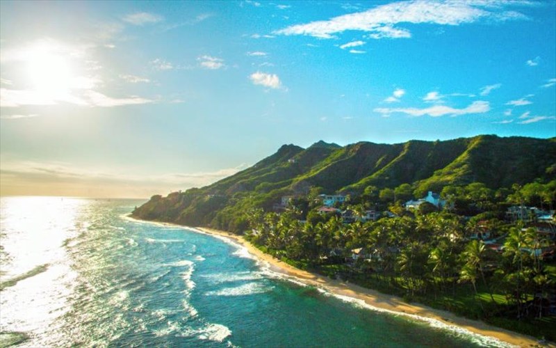 supershe-ena-nisi-apokleistika-gia-girly-diakopes