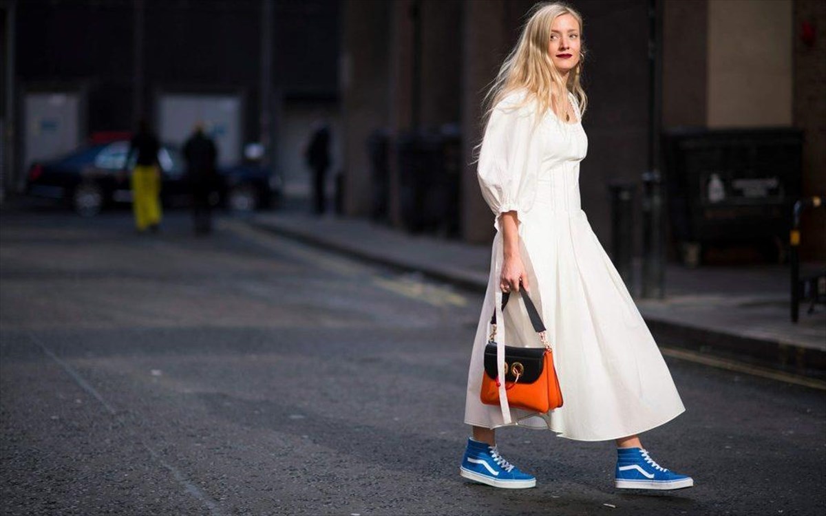 forema-leuko-gunaika-athlitika-tsanta