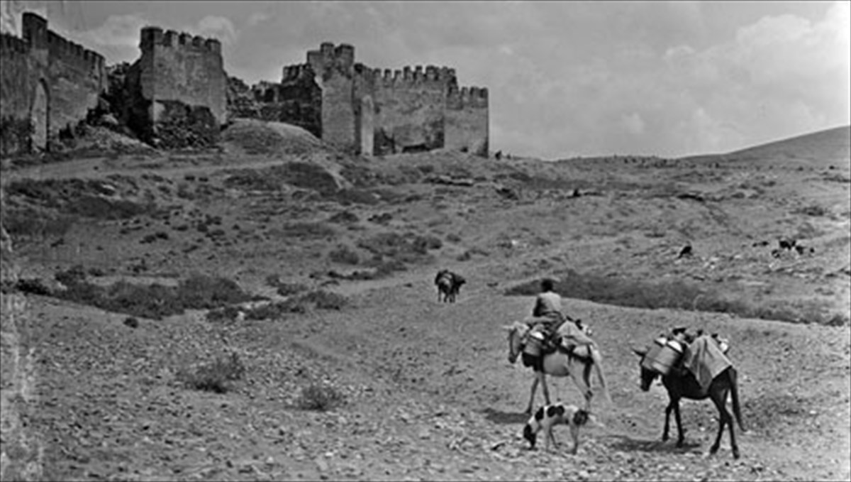 i-thessaloniki-mesa-apo-mia-fotografia