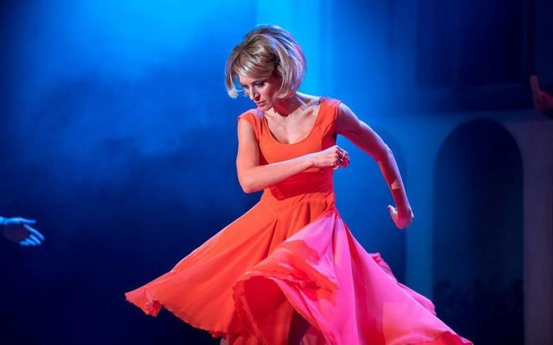 teleutaies-parastaseis-gia-to-miouzikal-gorgones-kai-magkes