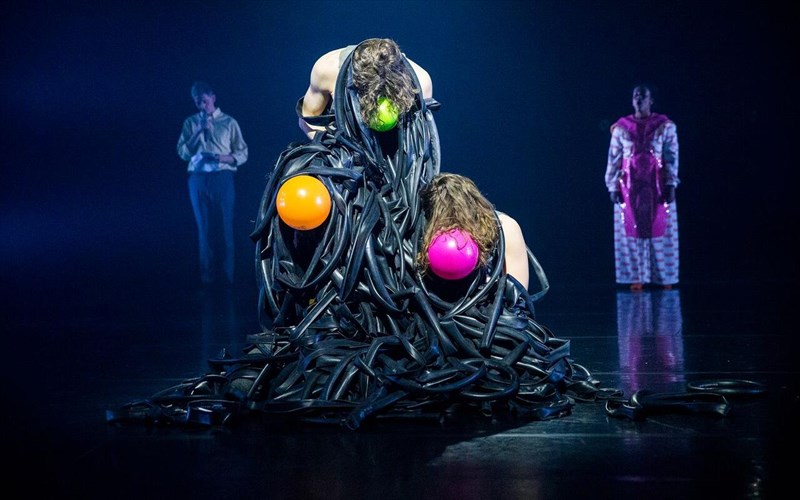 erxetai-sti-stegi-to-5o-onassis-fast-forward-festival