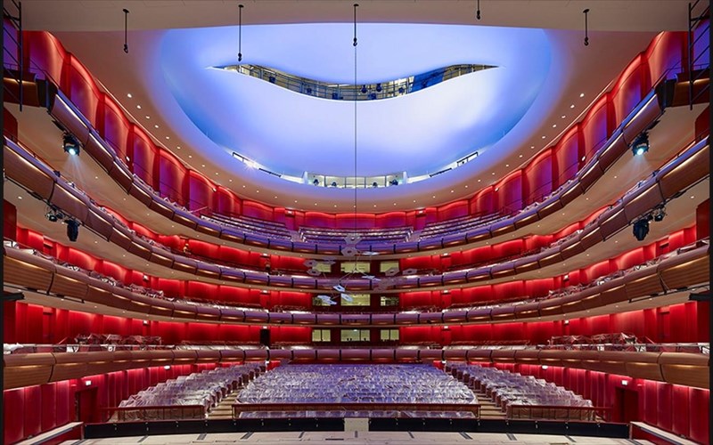 akroasi-apo-tin-ethniki-luriki-skini-gia-tin-paidiki-opera-i-prigkipissa-kai-to-mpizeli