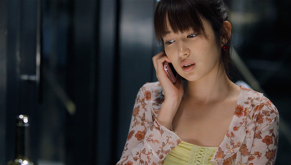 abbas-kiarostami-enas-erotas-stous-dromous-tou-tokio