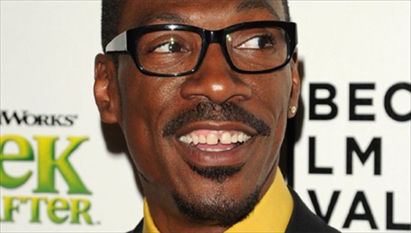 eddie-murphy-o-pio-upertimimenos-star-tou-xoligount-sumfona-me-to-forbes-pio-upertimimenos-star-tou-xoligount-sumfona-me-to-forbes