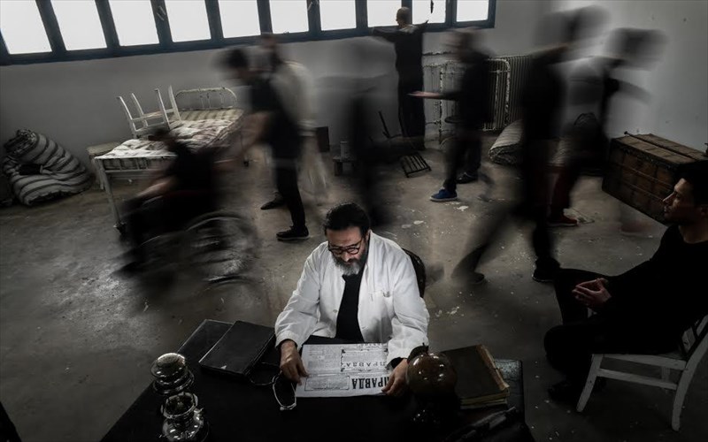 thalamos-ar-6-apo-to-ethniko-theatro-stis-fulakes-korudallou