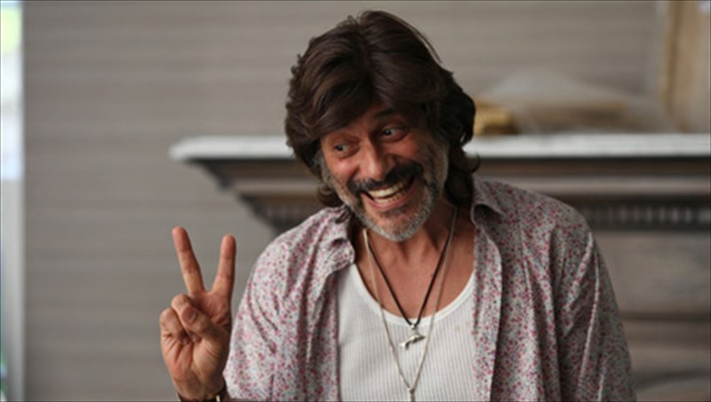 komodia-me-aroma-ellinikis-krisis-gia-ton-giorgo-xorafa