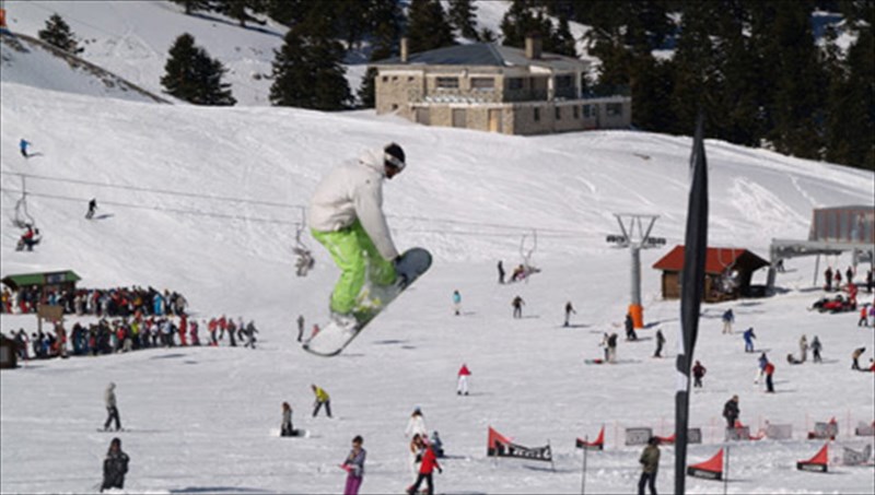 anoigei-to-sabbato-to-xionodromiko-kentro-kalabruton