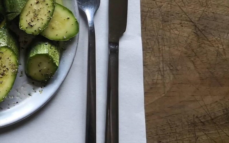 to-bios-epistrefei-stin-paradosi-me-ti-nea-tou-taberna