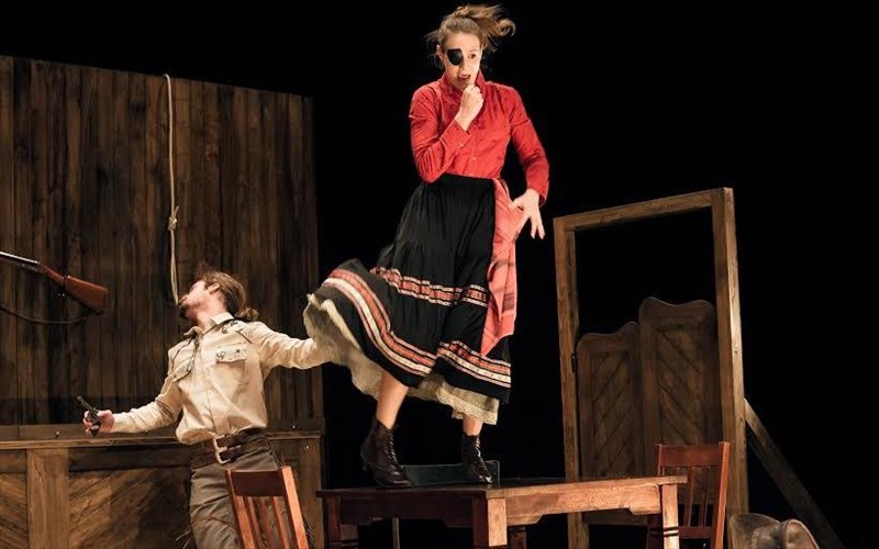 to-festibal-athinon-anoigei-tin-peiraios-260-me-to-kunigi-tis-eutuxias