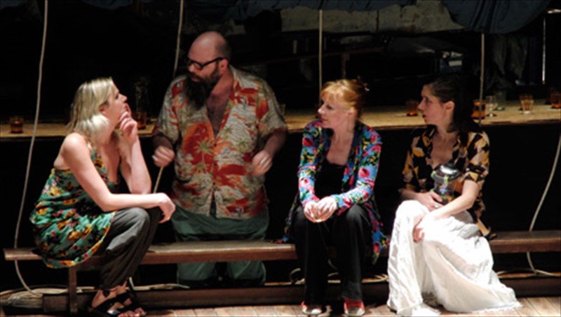 kritiki-theatrou-oi-paratheristes-tou-gkorki