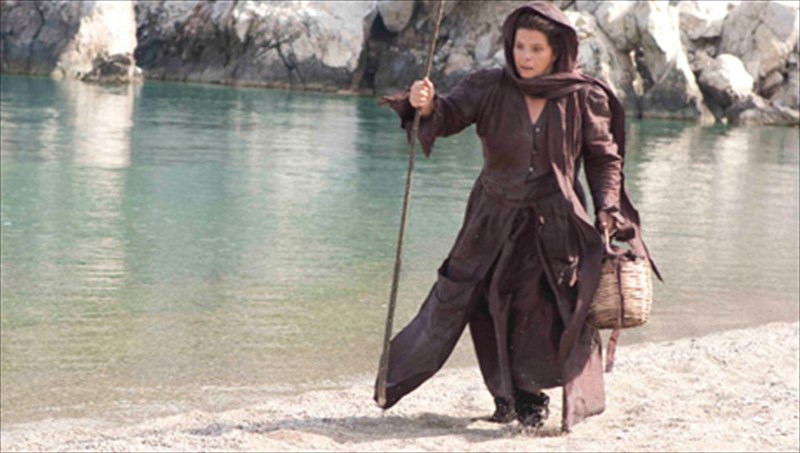 i-fonissa-tou-papadiamanti-apo-tin-stella-arkenti