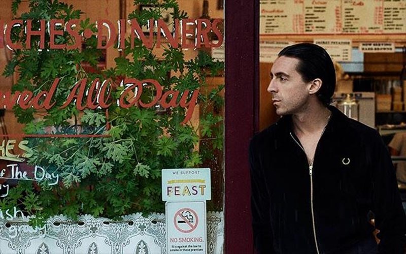 o-miles-kane-tha-anebei-gia-deuteri-fora-sti-skini-tou-terravibe-park