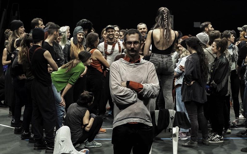 tesseris-egkatastaseis-me-eleutheri-eisodo-sto-festibal-athinon