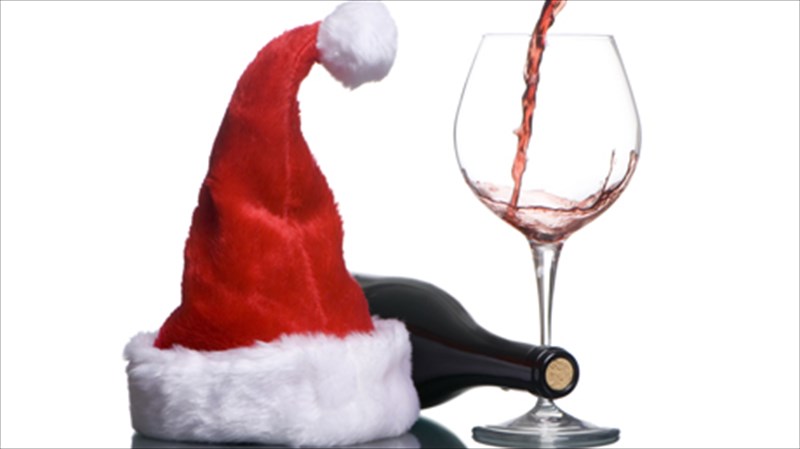 eksupnes-idees-gia-na-epileksete-to-katallilo-krasi-ton-giorton