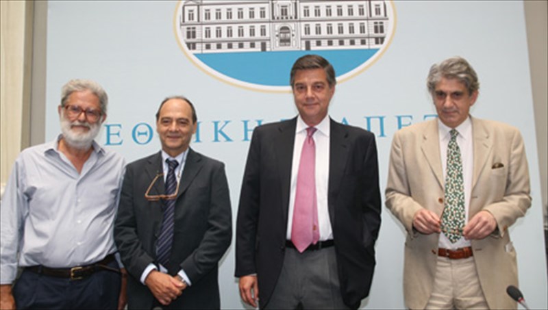 teleutaio-antio-ston-mano-xaritato-tou-ellinikou-logotexnikou-kai-istorikou-arxeiou