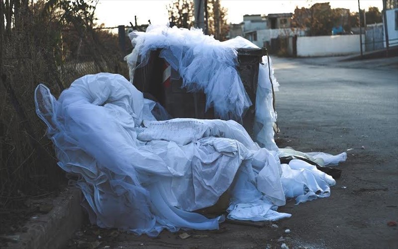 unneeded-mia-performans-gia-ton-apoxorismo-tou-perittou