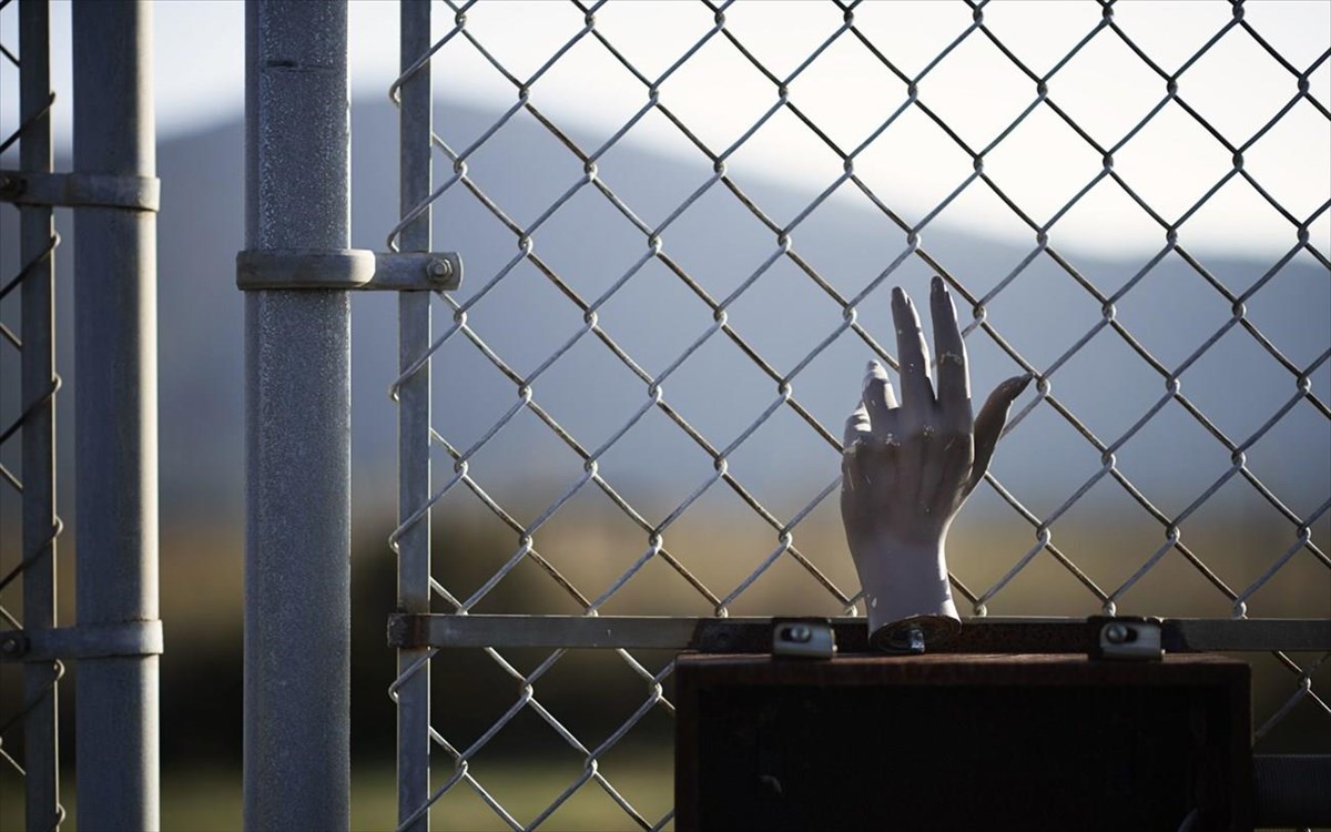 fanis-logothetisresidue-i70-x-100-cmfine-art-printpr-100-cmfine-art-printpr