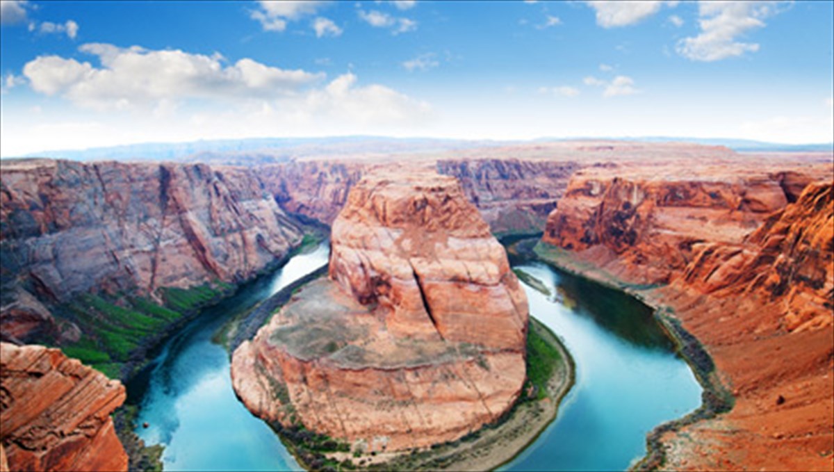 10-apo-ta-omorfotera-faraggia-tou-kosmou