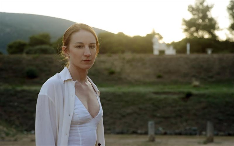 oi-eumenides-sto-stadio-epidaurou-to-xarama