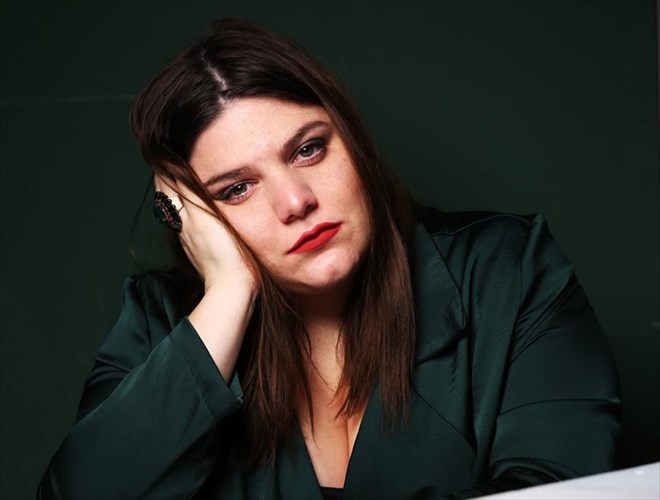 i-ourania-tou-gerasimou-euaggelatou-epistrefei-sti-skini