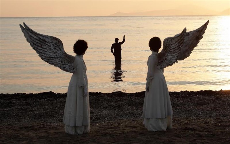 bakxai-tou-ianni-ksenaki-se-panellinia-proti