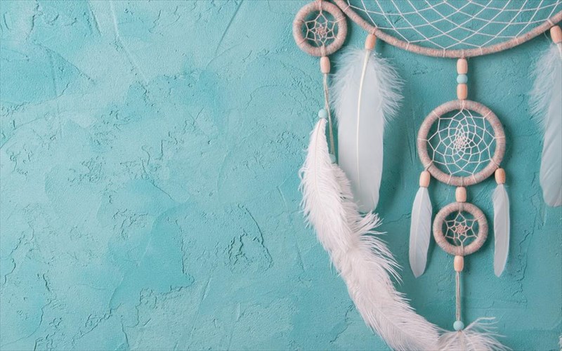 oneiropagides-i-moni-lusi-gia-upno-elafru-kai-diakosmisi-aerati-moni-lusi-gia-upno-elafru-kai-diakosmisi-aerati