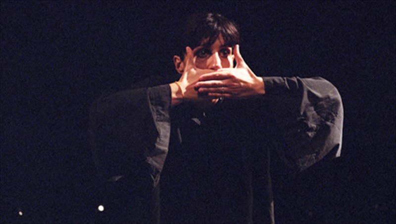 theatriki-retrospektiba-gia-ton-dimo-abdeliodi